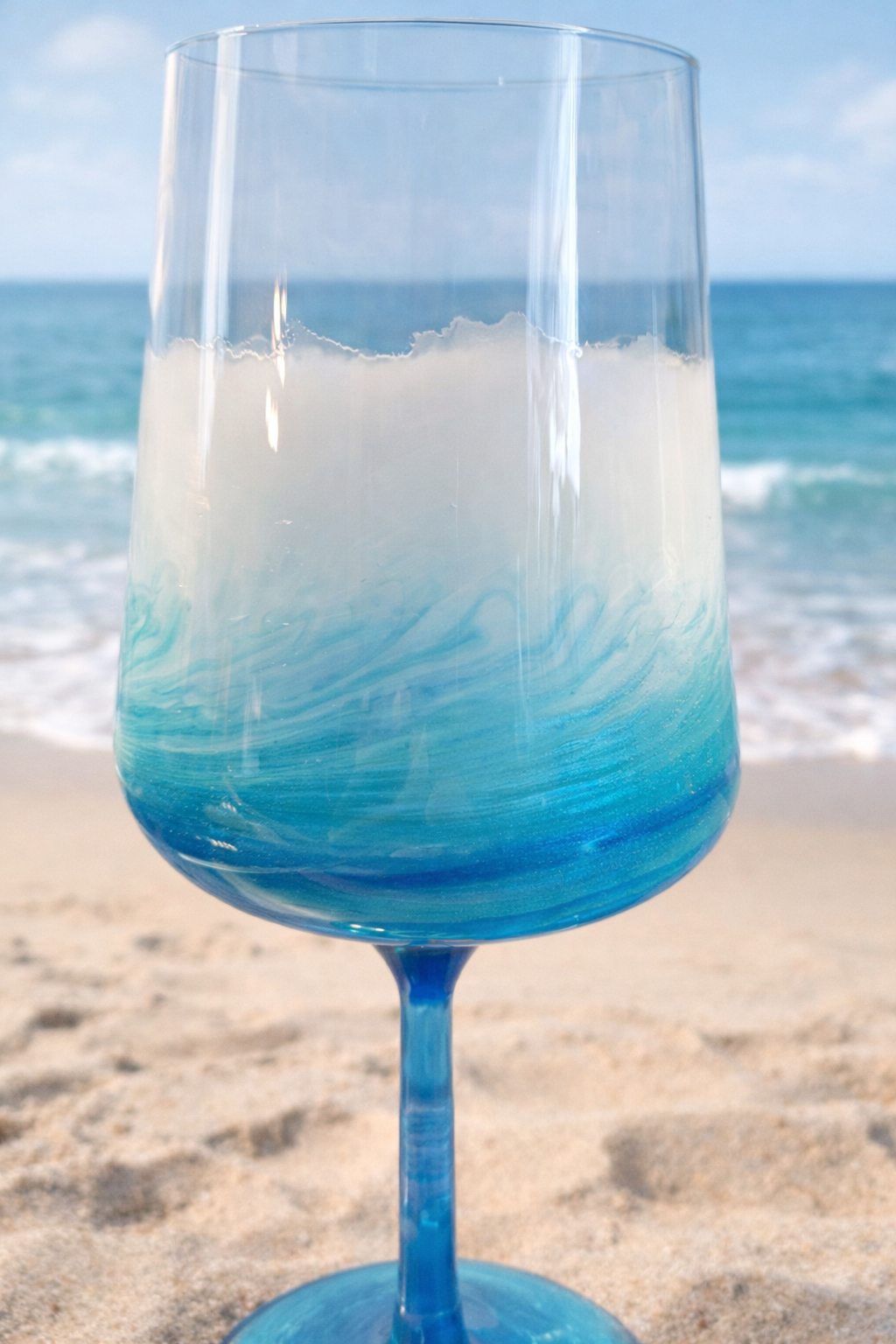 OceanWave Weingläser im Ocean Design – Handgemachte Resin Weingläser im maritimen Stil
